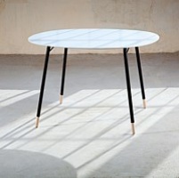 table "L", design: A. TureÄek